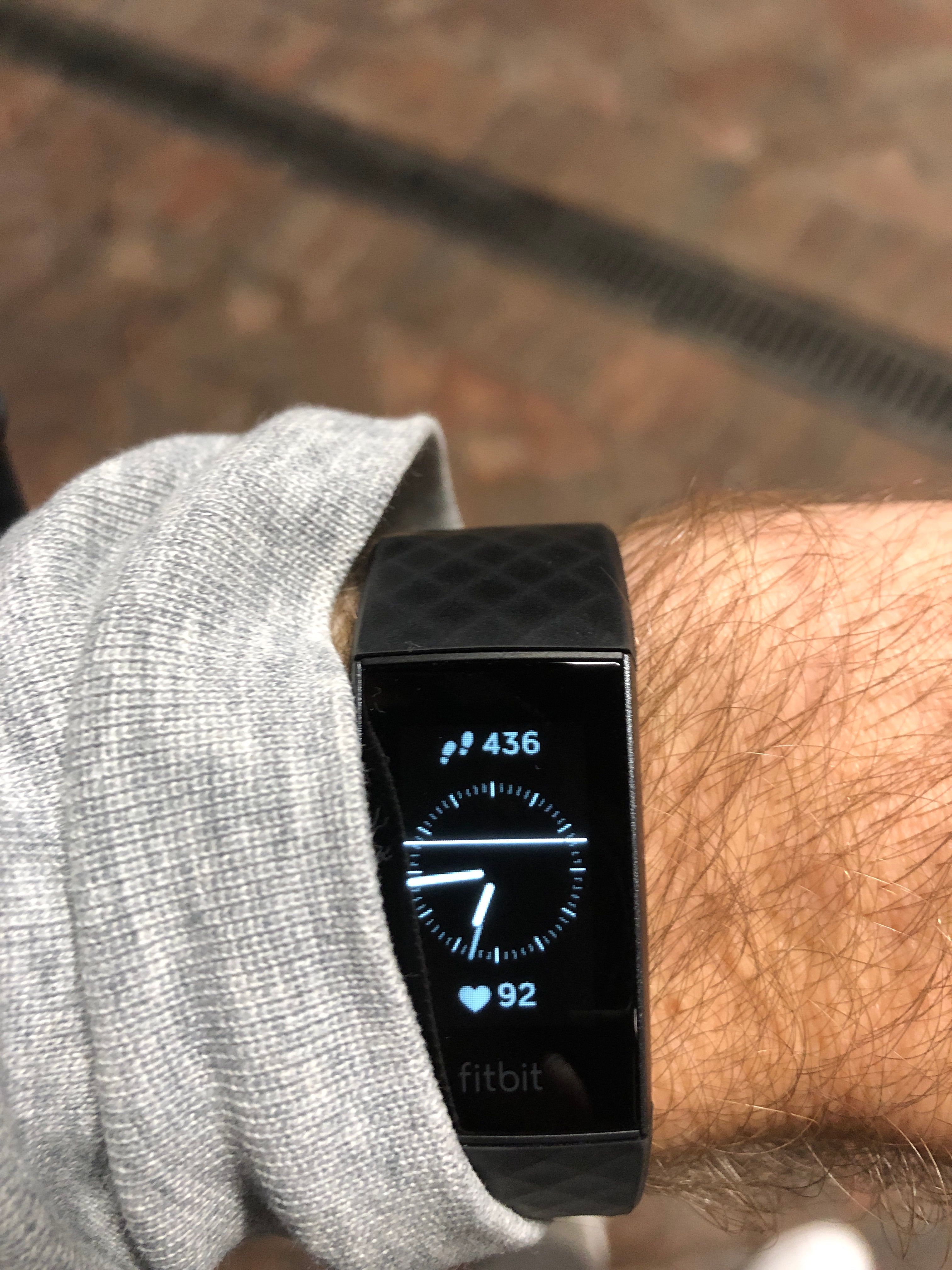 fitbit charge 3 display time