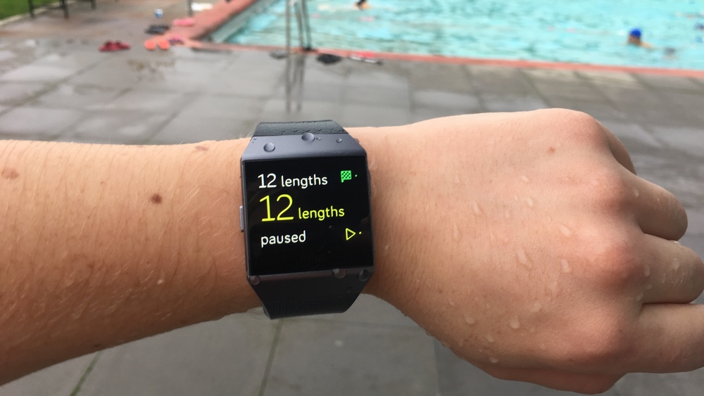 fitbit versa 2 and swimming